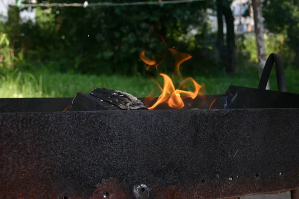 Μαγείρεμα Στη Φωτιά — Φωτογραφία Αρχείου