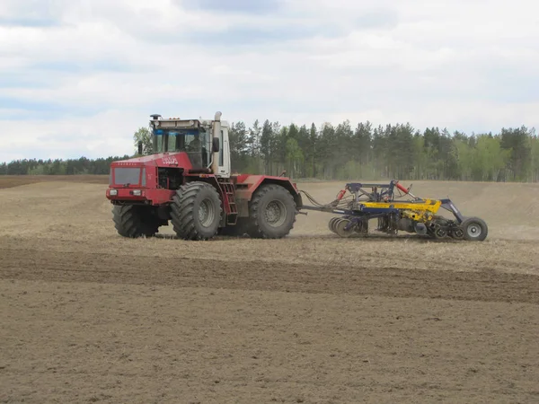 Feld Ähren Ernte Mähen Landwirt Traktor Mähdrescher Landmaschinen — Stockfoto