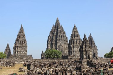 Yogyakarta Endonezya 'daki Prambanan tapınağı kompleksi