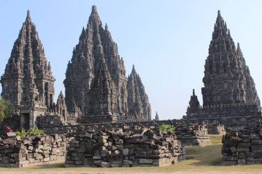 Yogyakarta Endonezya 'daki Prambanan tapınağı kompleksi