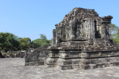 Yogyakarta, Endonezya 'daki Prambanan tapınağı kompleksindeki Sewu tapınağı.