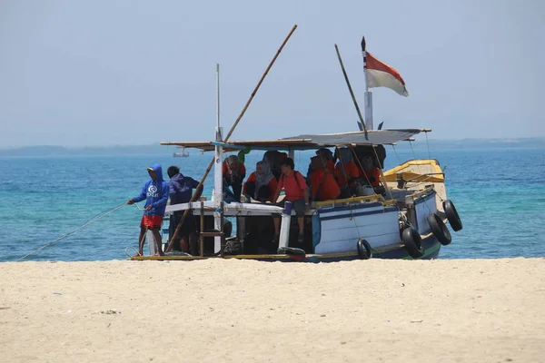 Bateaux Bois Apportent Des Passagers Leur Destination — Photo