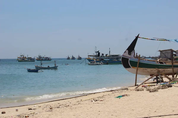 Holzboot Das Passagiere Auf Die Insel Bringt — Stockfoto