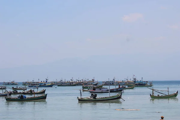 Barco Madera Existente Isla Dique Ketapang Java Oriental Indonesia — Foto de Stock