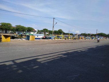 Doğu Java, Endonezya 'daki Gili Ketapang adasının atmosferi