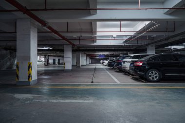Yeraltı Parkı, şehir garajının arka planı