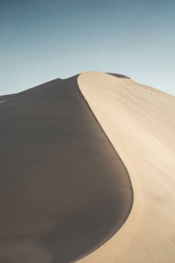 Tatlının kıvrımı, doğal arazi arkaplanı. Dunhuang, Çin 'de vuruldu..