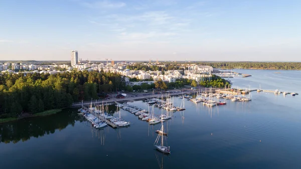 Prachtig Uitzicht Haven Boten Helsinki Stad Zomer — Stockfoto