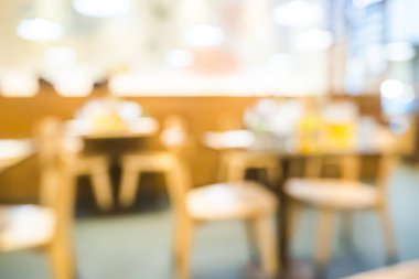 İnsanlar rahatlamak akşam yemeği için soyut bokeh ışık arka plan ile odak veya mevsimlik Restoran.