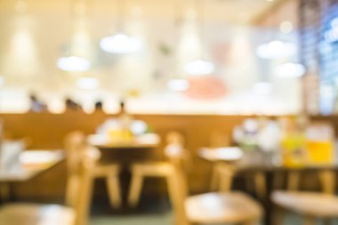 İnsanlar rahatlamak akşam yemeği için soyut bokeh ışık arka plan ile odak veya mevsimlik Restoran.