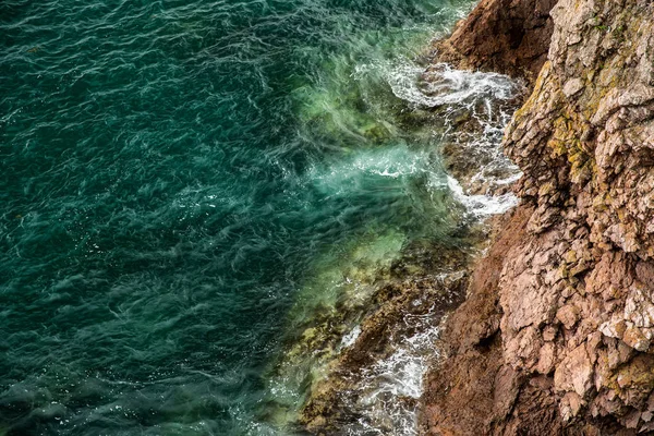 Meer aus Japan und Felsen — Stockfoto