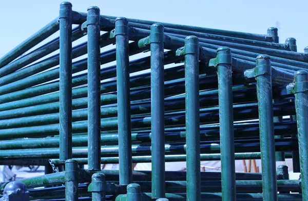 Mavi Ferforje yatak bacaklar Pazar dükkanda görünümünü kapat