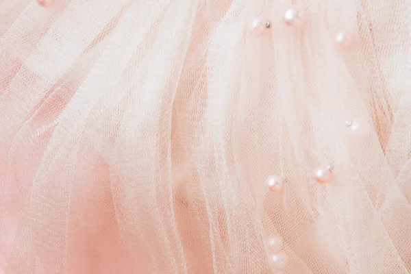 Bellissimo Tulle Rosa Nudo Con Sfondo Perline Lucide Sfondo Drappeggiato — Foto Stock