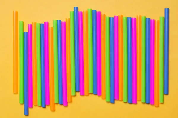 Túbulos de barra multicolores — Foto de Stock