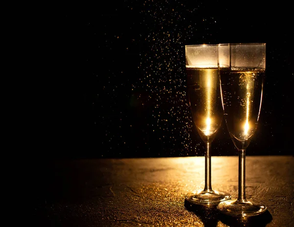 Champagne dans le verre — Photo