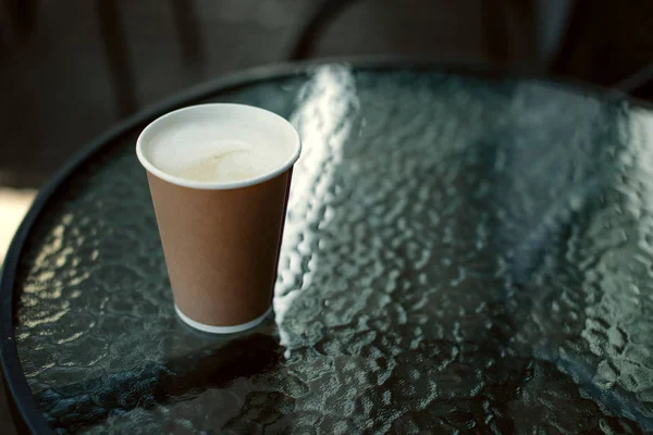 Tasse heißen Cappucino — Stockfoto