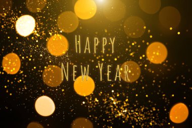 Aydınlık Yeni Yıl arka planı, peri ışıkları, şehir tatili konsepti.