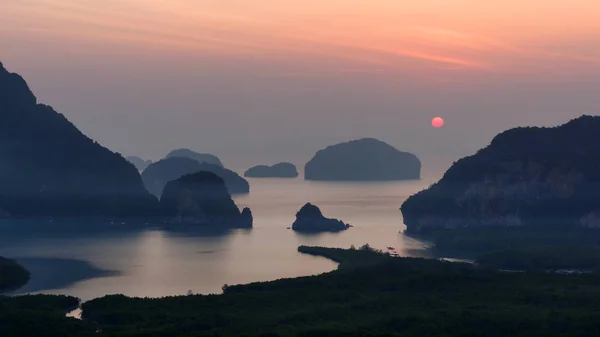 Восход Солнца Заливе Пханг Нга Точка Зрения Самета Нангше Провинции — стоковое фото