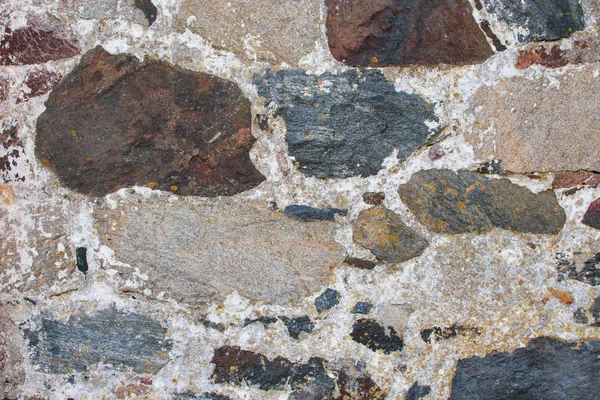 Ściana z dużych kamieni naturalnych. — Zdjęcie stockowe