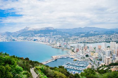 Calpe kasabası na bak.