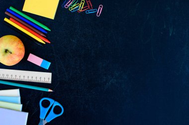 Ofis ve okul malzemeleri.