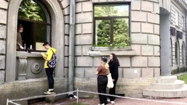 Emir verecek insanlar.. 