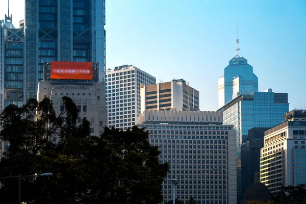 Moderne Bürogebäude in Hongkong — Stockfoto