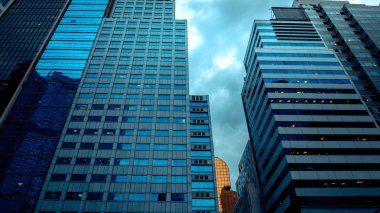 Ticari bina yakın çekim