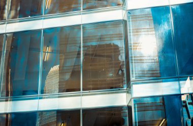 Ticari bina yakın çekim