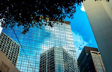 Ticari bina yakın çekim