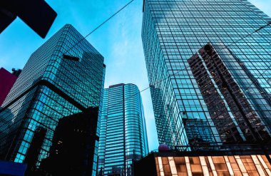 Ticari bina yakın çekim