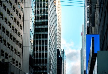 Ticari bina yakın çekim