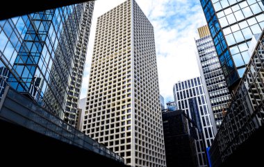 Ticari bina yakın çekim