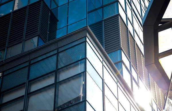 Edificio comercial de cerca — Foto de Stock