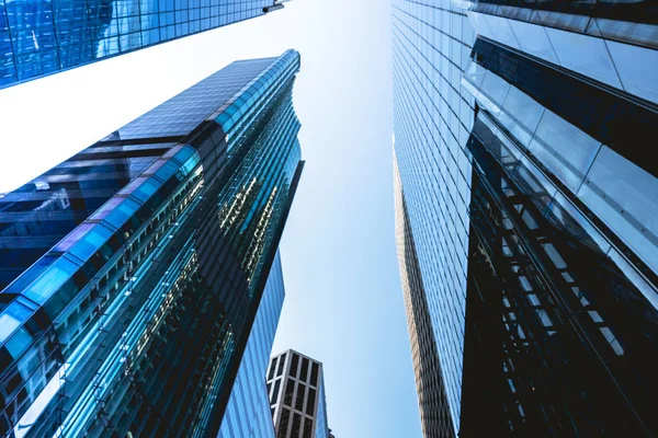 Edificio comercial de cerca — Foto de Stock