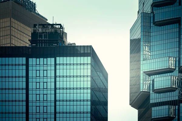 Edificio commerciale da vicino — Foto Stock