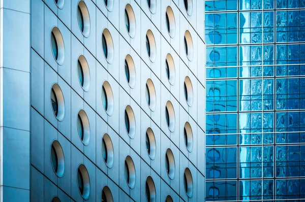 Edifício comercial close up — Fotografia de Stock