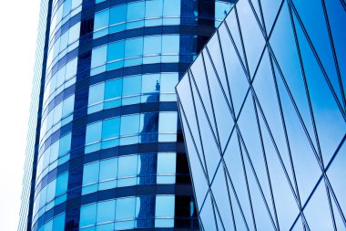 Ticari bina yakın çekim