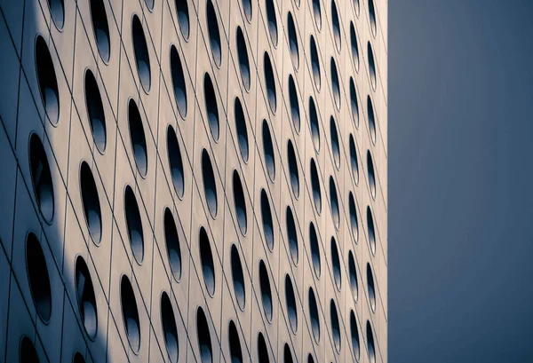 Edifício comercial close up — Fotografia de Stock