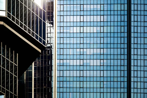 Edificio comercial de cerca — Foto de Stock