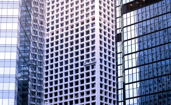 Edifício comercial close up — Fotografia de Stock