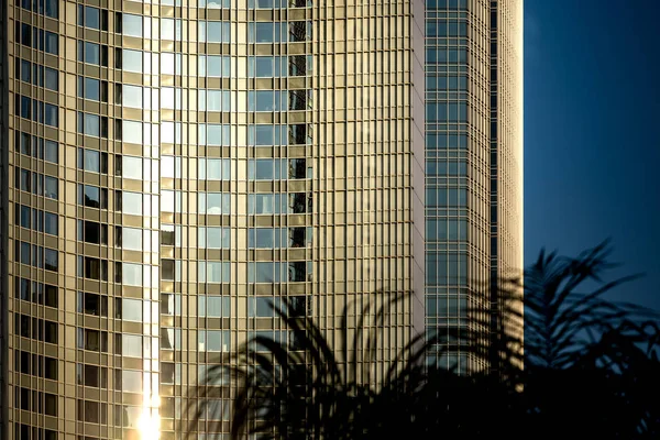 Edifício comercial close up — Fotografia de Stock