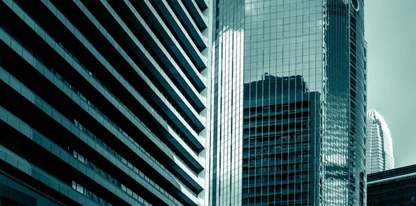 Ticari bina yakın çekim