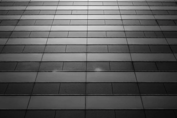 Commercial Building Close Up i svart och vitt — Stockfoto