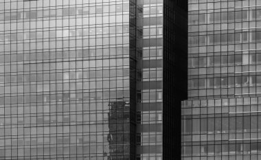 Ticari bina yakın Up siyah-beyaz