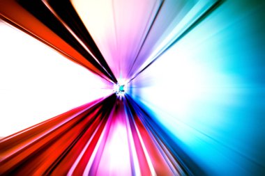 Şehirdeki gece trafiği ışıklarının soyut görüntüsü