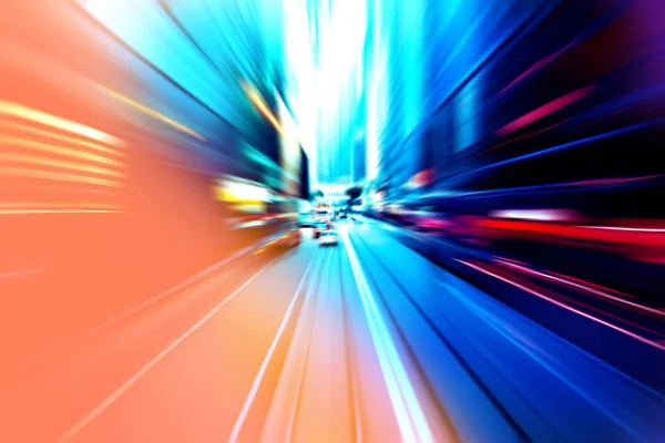 Şehirdeki gece trafiği ışıklarının soyut görüntüsü
