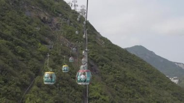 Dağlara Teleferik yolunun yavaş hareketi