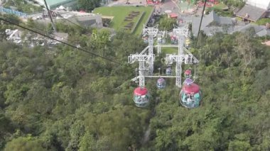 Dağlara Teleferik yolunun yavaş hareketi