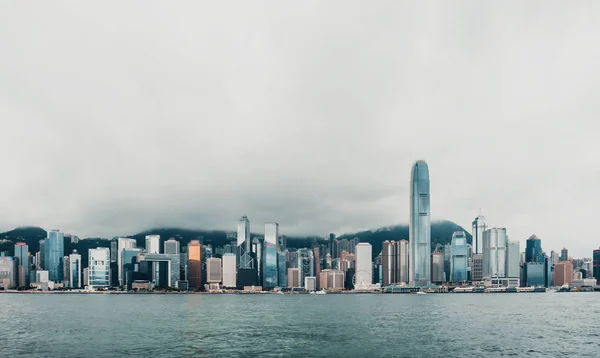 香港风景，从维多利亚港看 — 图库照片
